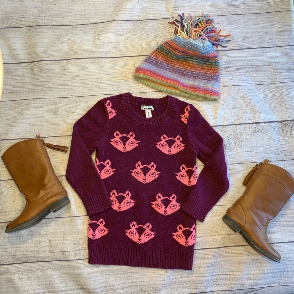 Old Navy Crew Neck Oversized Sweater with Squirrel